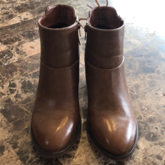 Olivia Miller Booties - Picture 7 of 11